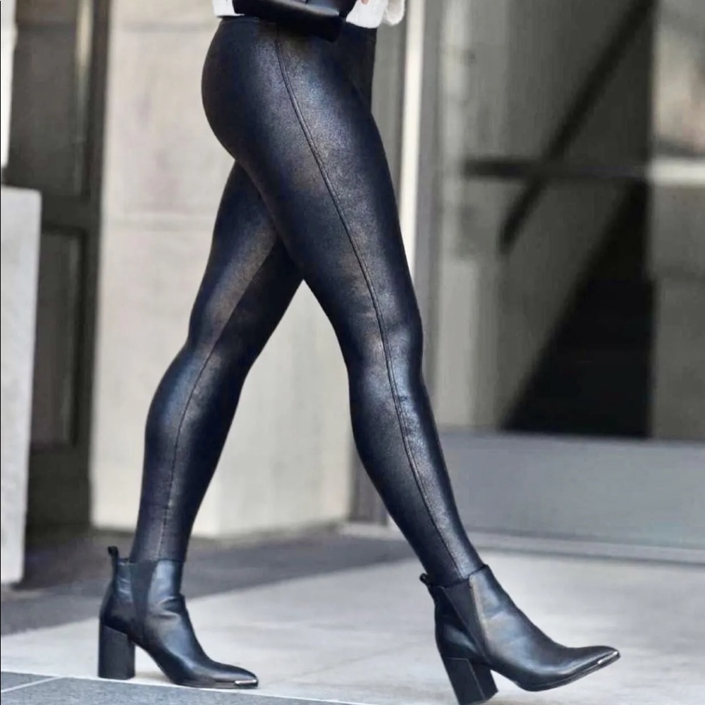 SPANX faux leather leggings NEW
